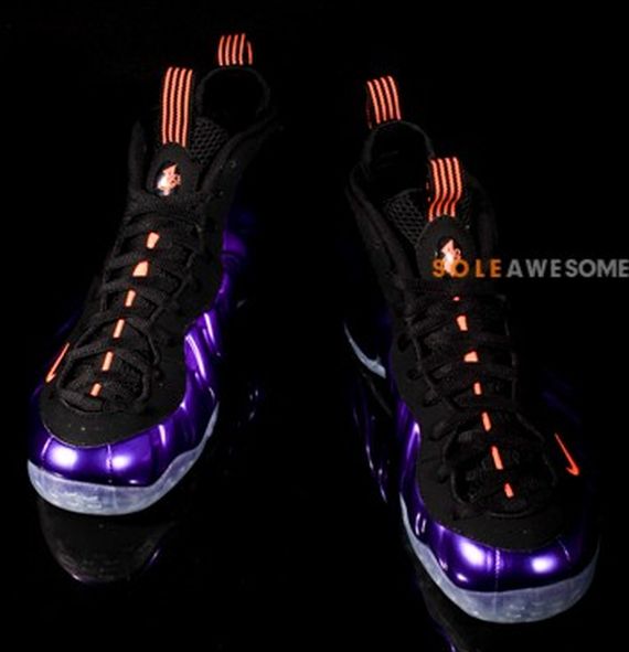 Nike Air Foamposite One Electro Purple 04