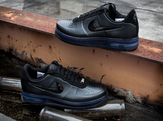 foamposite air force 1 black