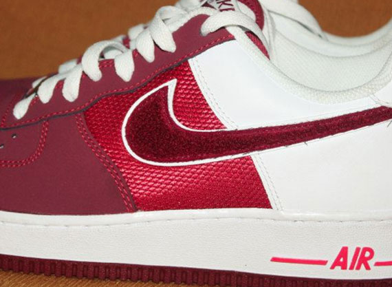 Nike Air Force 1 Low "Varsity" - Burgundy