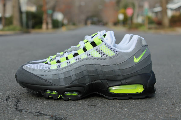 Nike Air Max 95 Og Neon Arriving At Retailers 1