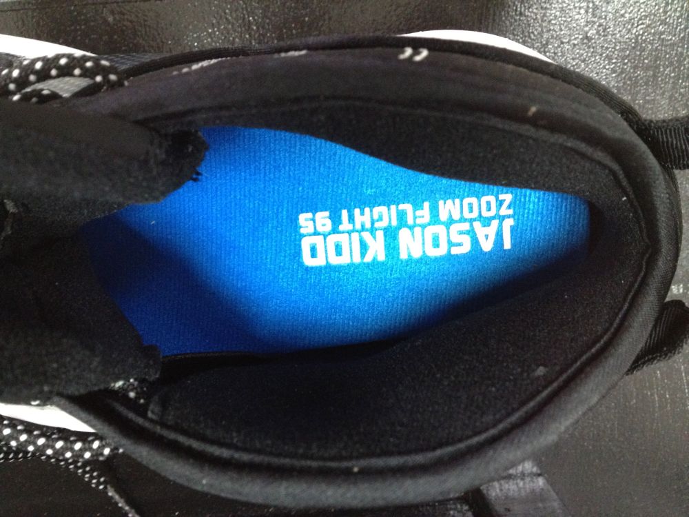 nike-air-zoom-fliight-95-jason-kidd-mavericks-01 Nike Air Zoom Fliight 95 Jason Kidd Mavericks 01