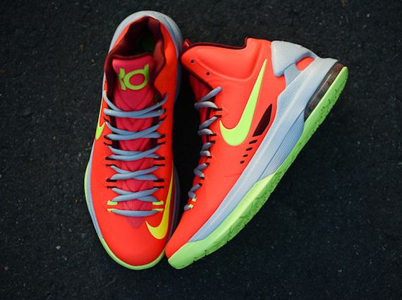 Nike KD V "DMV" - Arriving @ Retailers