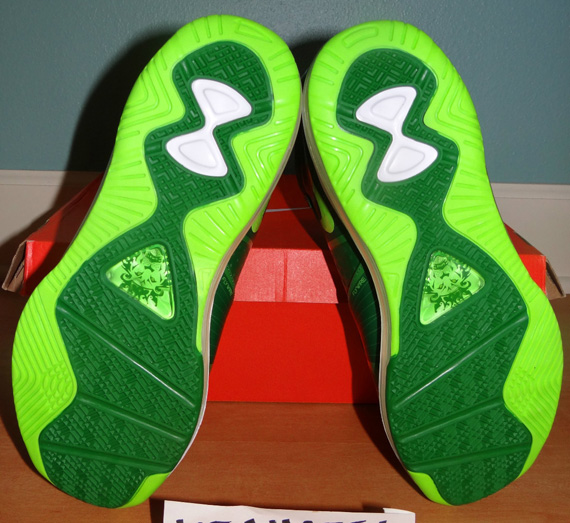 Nike Lebron 8 Victory Green Sample 6