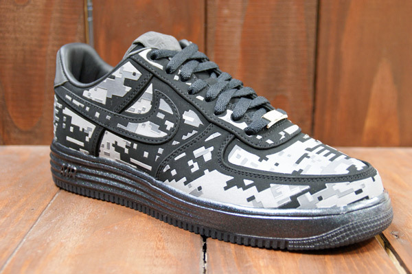 nike-lunar-force-one-digi-camo-08 Nike Lunar Force One Digi Camo 08