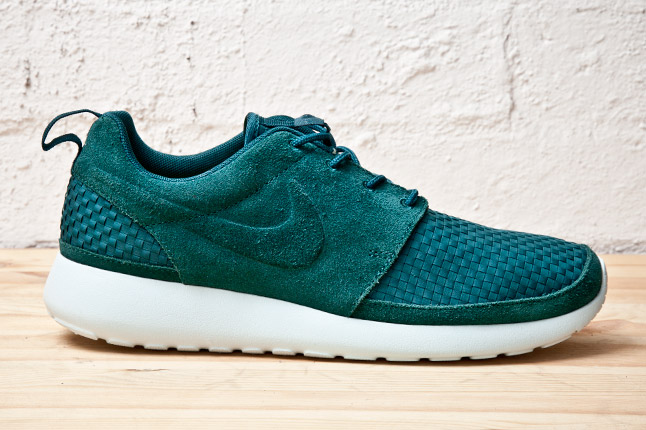 Nike Roshe Run Woven 1