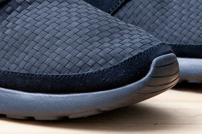 Nike Roshe Run Woven 8