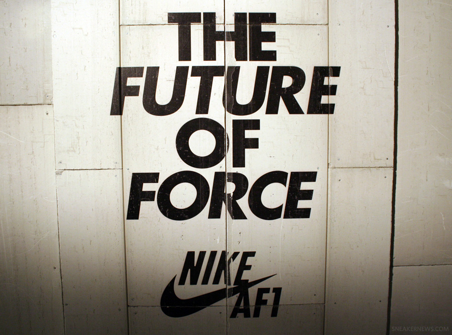 nike force logo