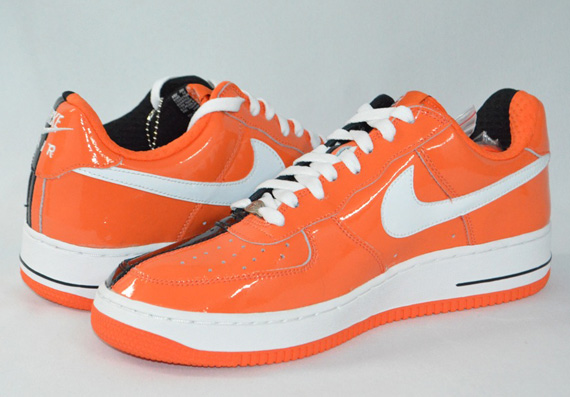 Nike air force 1 halloween cheap 2005