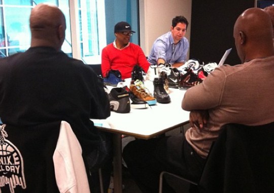 Gary Payton Discusses Future Releases at Nike Headquarters