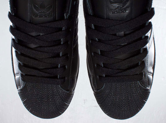 adidas superstars 2 black