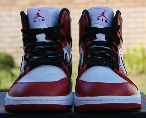 Air Jordan 1 Bulls Releasing 2