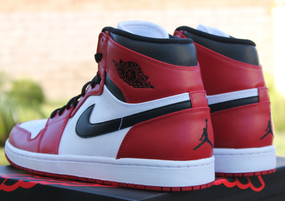 Air Jordan 1 Bulls Releasing 8