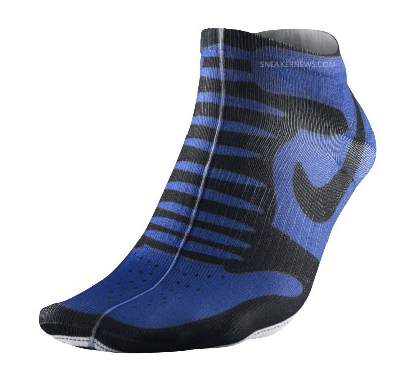 air-jordan-1-royal-socks-02 Air Jordan 1 Royal Socks 02