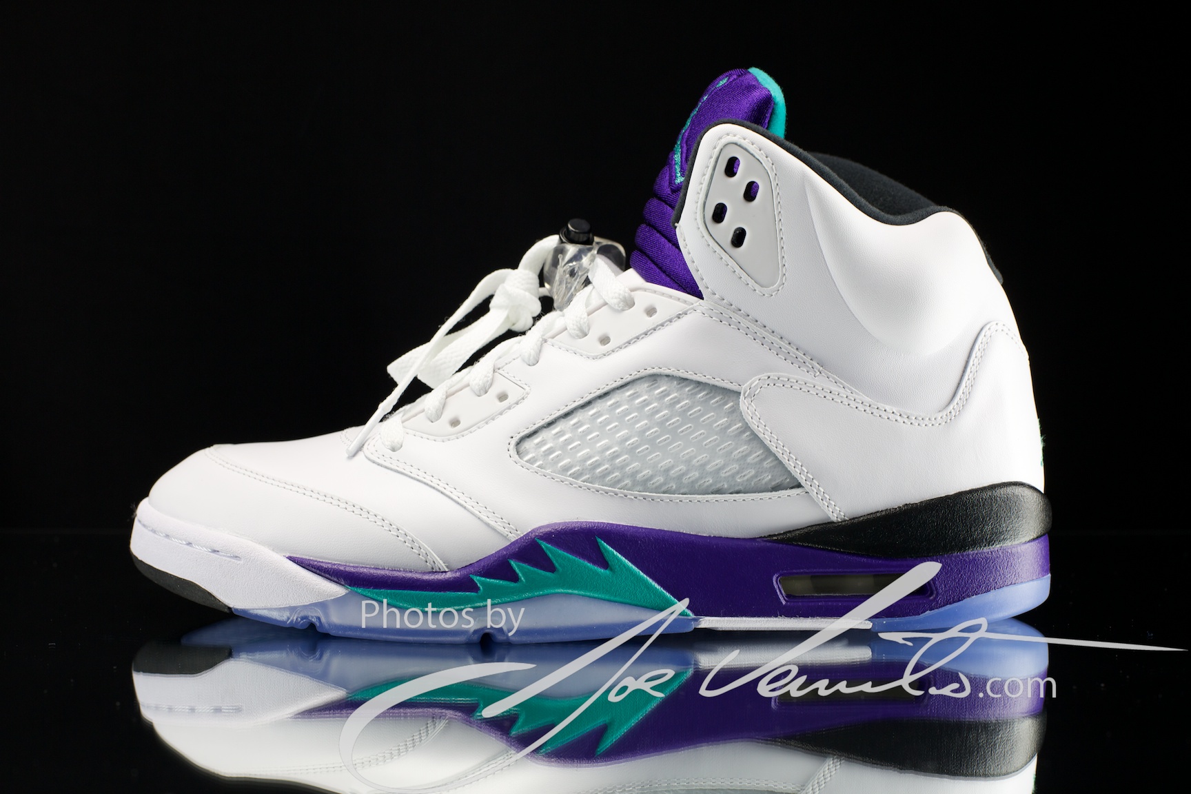 air-jordan-v-grape-detailed-images-2 Air Jordan V Grape Detailed Images 2