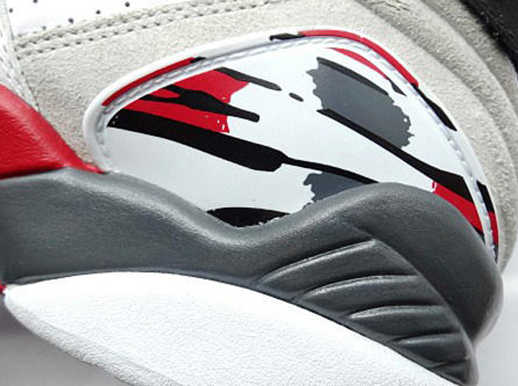 Air Jordan VIII "Bugs Bunny" 2013 Retro