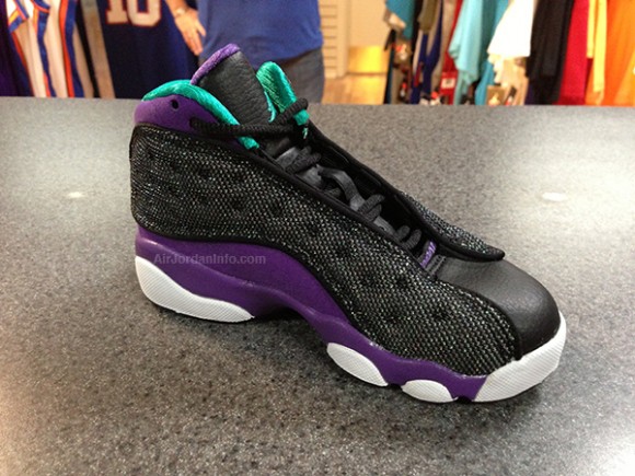 Jordan retro 13 black best sale purple turquoise