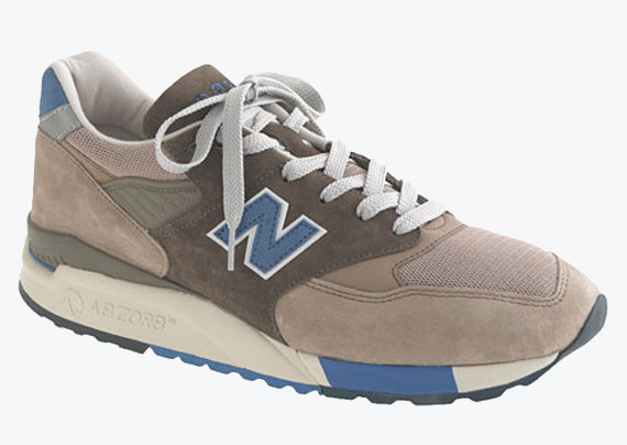 new balance skateboarding sneakers