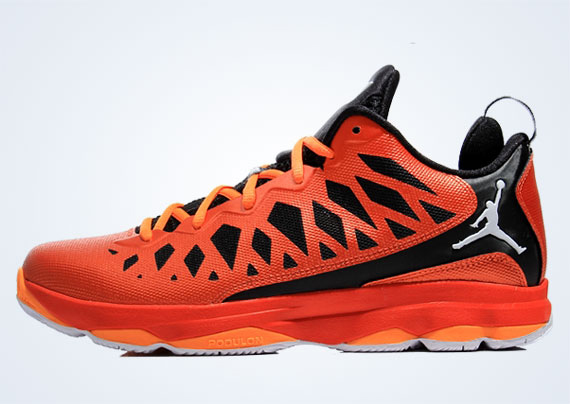 Jordan CP3.VI "Total Orange"