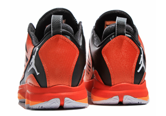 Jordan Cp3 Vi Total Orange 02