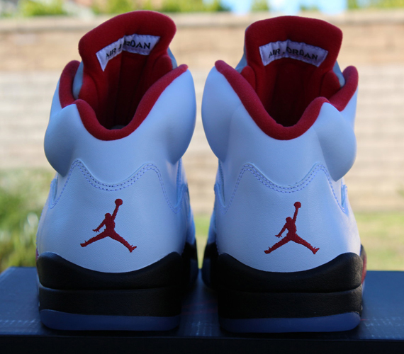 Jordan V Wht Red Blk Release 0