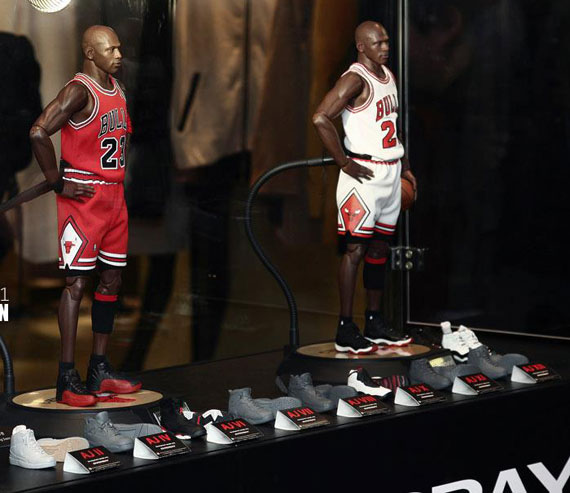 Michael Jordan Masterpiece Figures By Enterbay 3
