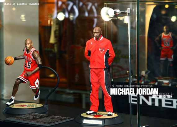 Michael Jordan Masterpiece Figures By Enterbay 4