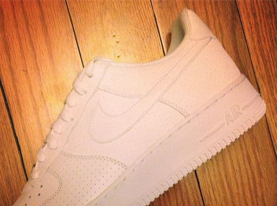 Nike Air Force 1 Low - White on White Perf