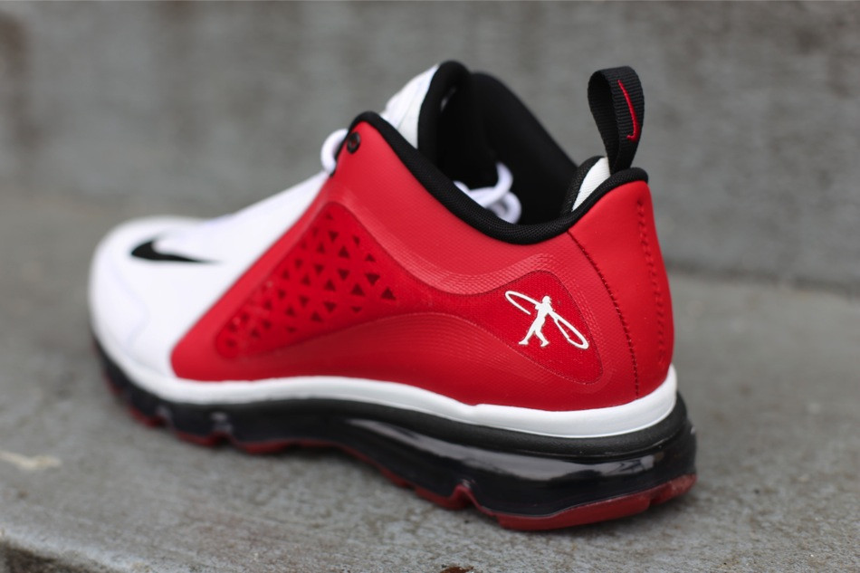 nike-air-griffey-max-360-white-varsity-red-black-2 Nike Air Griffey Max 360 White Varsity Red Black 2