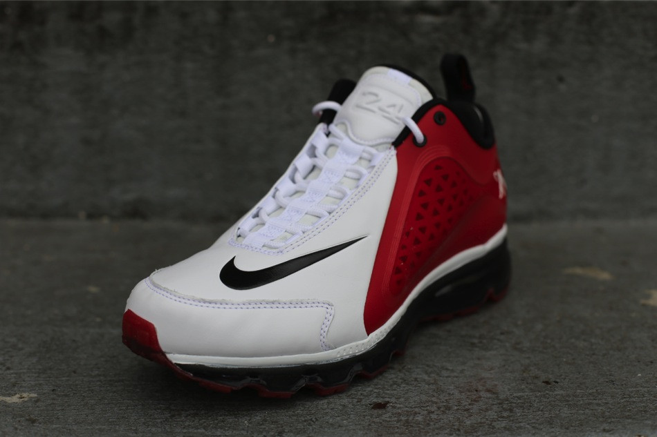 nike-air-griffey-max-360-white-varsity-red-black-3 Nike Air Griffey Max 360 White Varsity Red Black 3