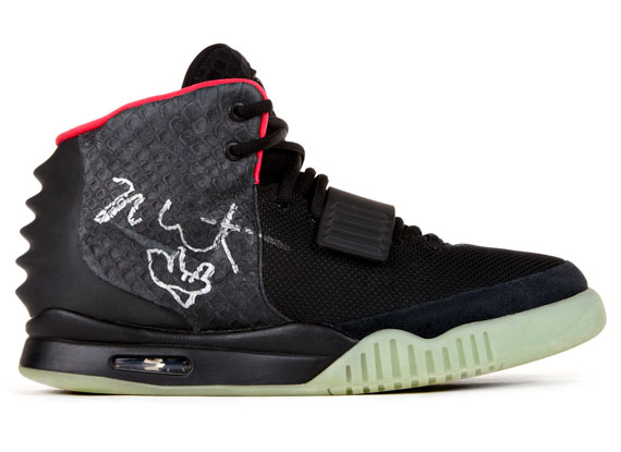 Nike Air Yeezy 2 Charity Auction