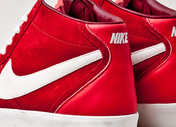 Nike Bruin Mid “Hyper Red”