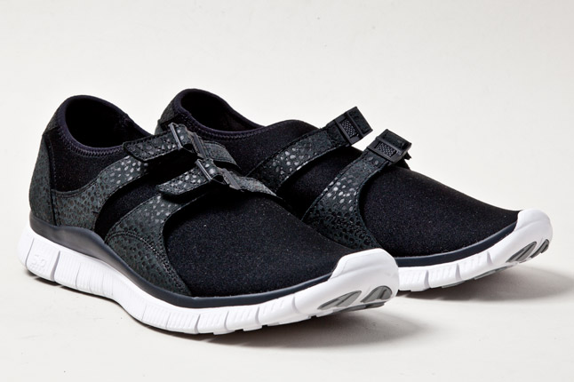 Nike Free Sock Racer Black White 2