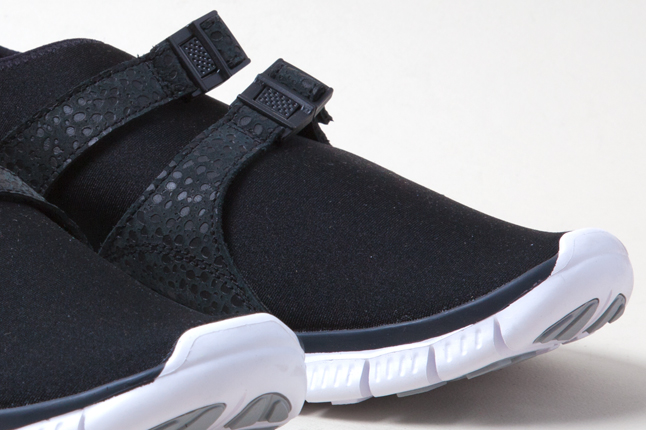 Nike Free Sock Racer Black White 3