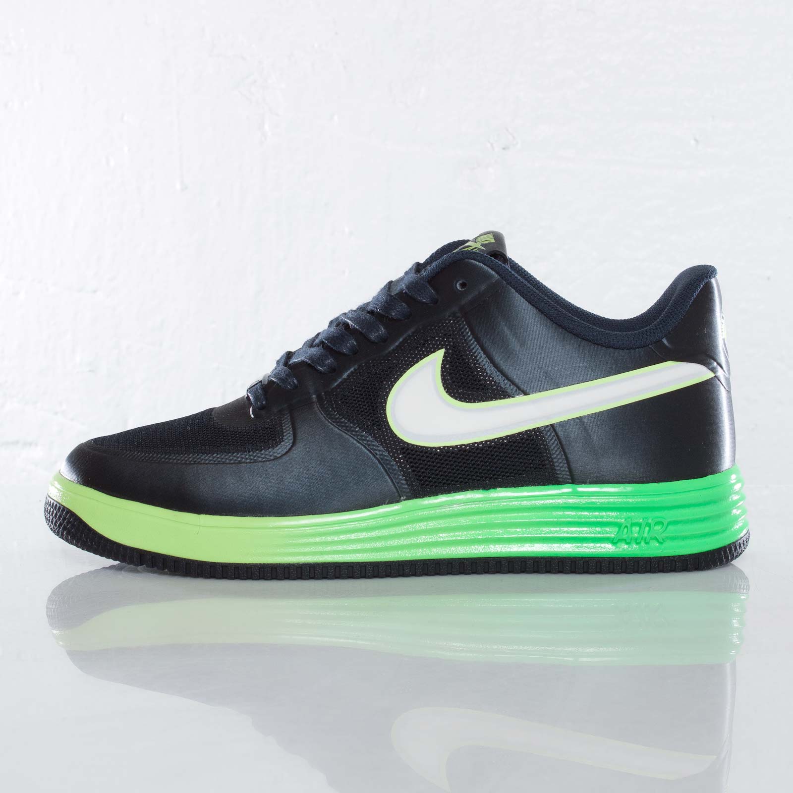 nike-lunar-force-1-fuse-dark-obsidian-volt-1 Nike Lunar Force 1 Fuse Dark Obsidian Volt 1
