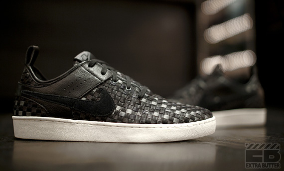 nike nsw courtside woven black1