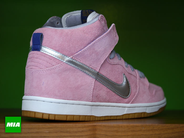 nike-sb-dunk-high-when-pigs-fly-arriving-at-additional-retailers-05 Nike Sb Dunk High When Pigs Fly Arriving At Additional Retailers 05