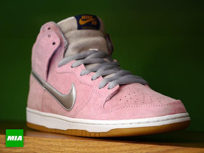 nike-sb-dunk-high-when-pigs-fly-arriving-at-additional-retailers-06 Nike Sb Dunk High When Pigs Fly Arriving At Additional Retailers 06