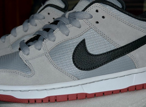 Nike SB Dunk Low “Infrared” Sample