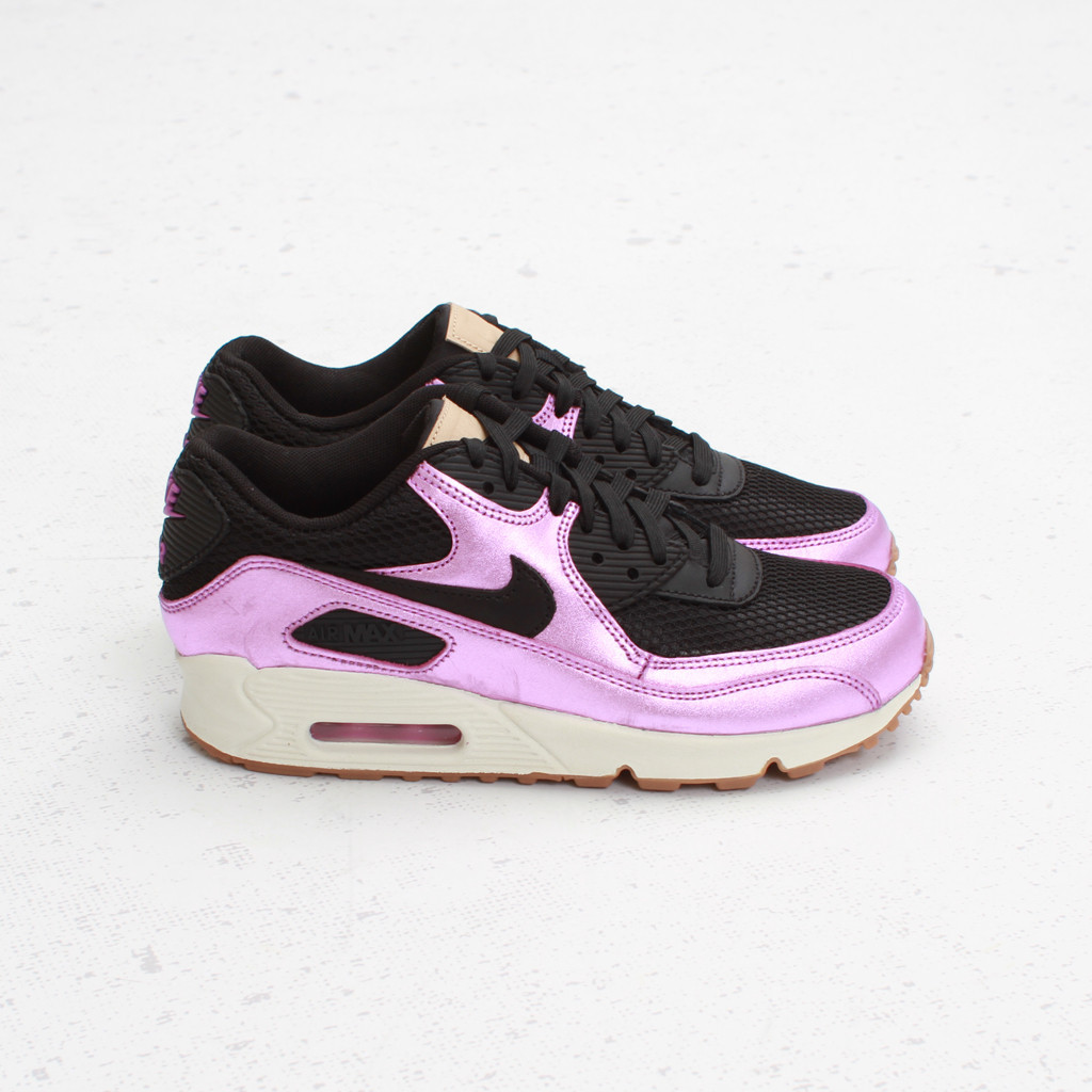 nike-wmns-air-max-90-black-sr-purple-1 Nike Wmns Air Max 90 Black Sr Purple 1