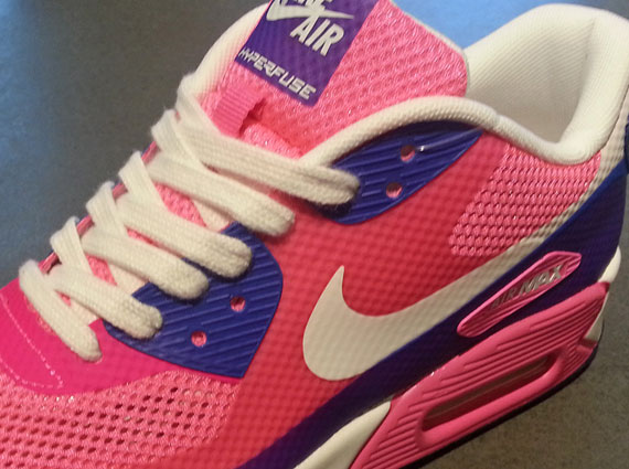 Nike WMNS Air Max 90 Hyperfuse “Pink Flash”