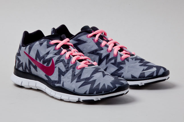 nike-wmns-free-tr-fit-3-kaboom-2 Nike Wmns Free Tr Fit 3 Kaboom 2