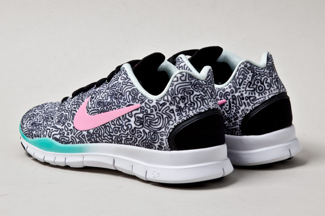 nike-wmns-free-tr-fit-3-squiggles-3 Nike Wmns Free Tr Fit 3 Squiggles 3