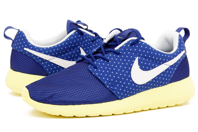 nike-wmns-roshe-run-deep-royal-blue-electric-yellow-2 Nike Wmns Roshe Run Deep Royal Blue Electric Yellow 21