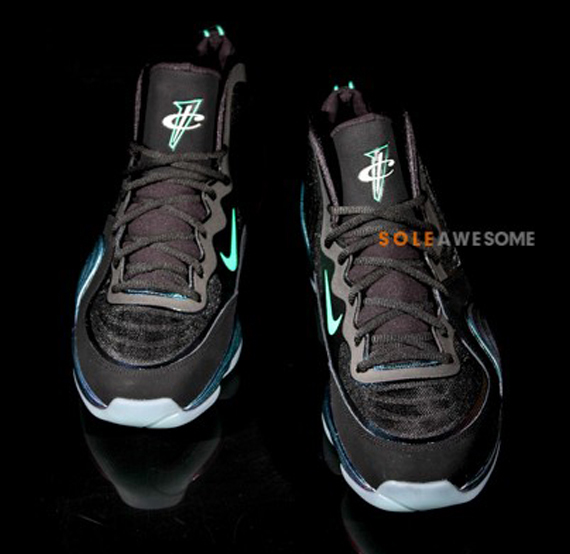 Penny V Cloak 7