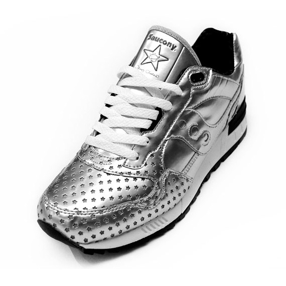 Saucony limited hotsell edition argento