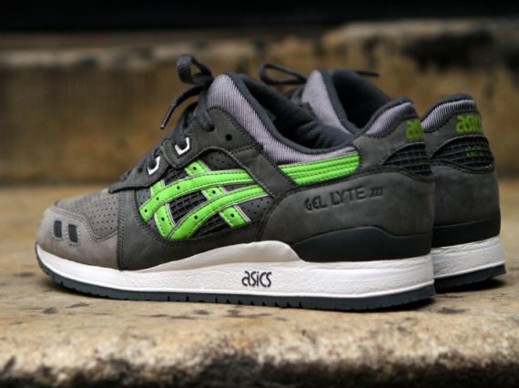 asics super green