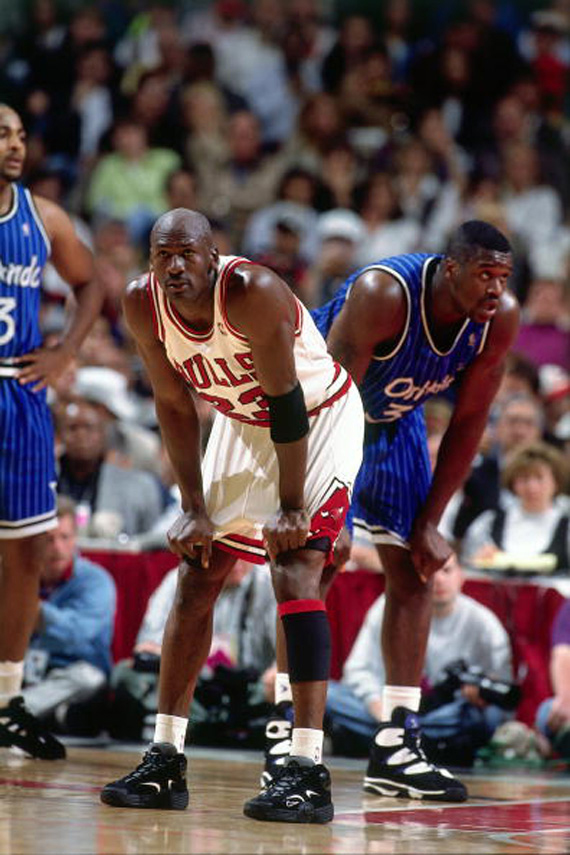 50 Iconic Michael Jordan Photos 33