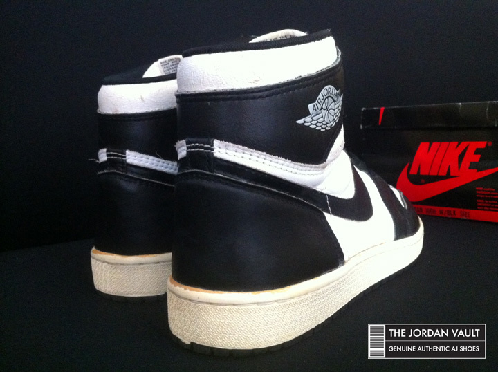Air Jordan 1 Og White Black 06
