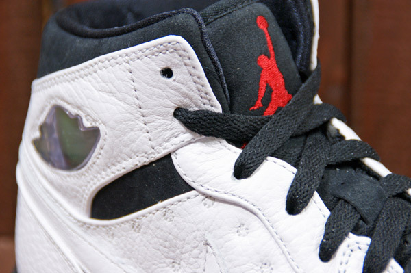 air jordan 1 bloodline 555088 062 release date info Retro 97 White Black Gym Red Release Date 006