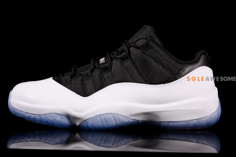 Air Jordan Xi Low White Black Red 05